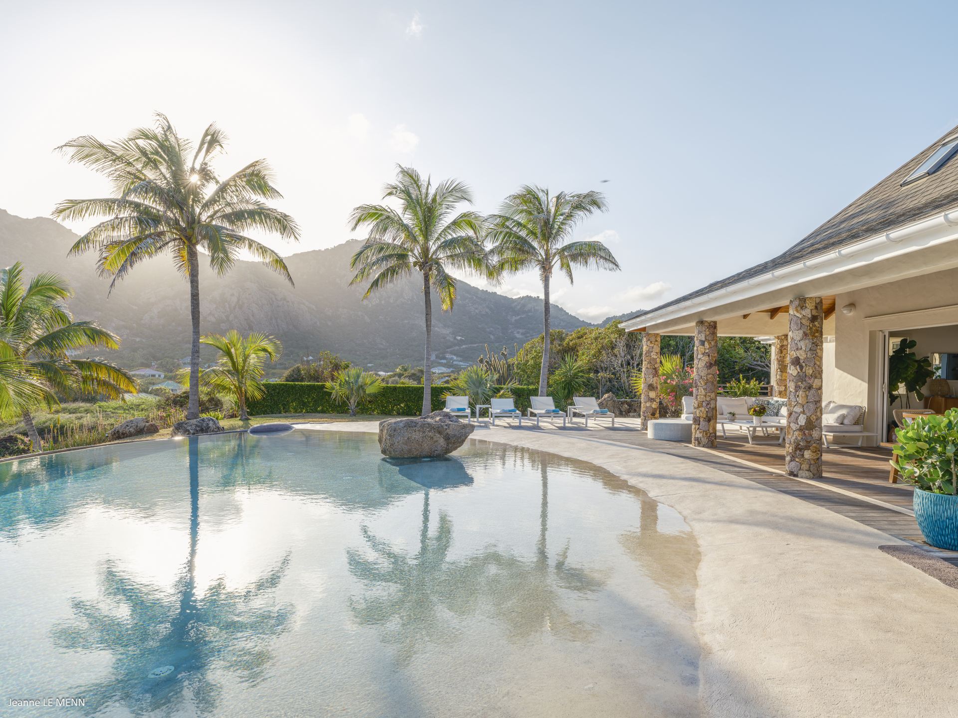 Villa La Roche Dans L Eau