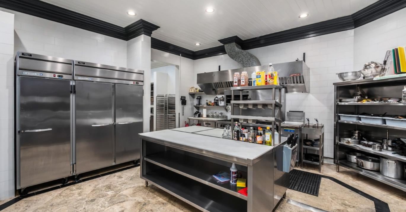 Villa Cove Spring House