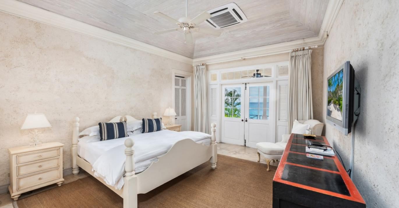 Villa Cove Spring House