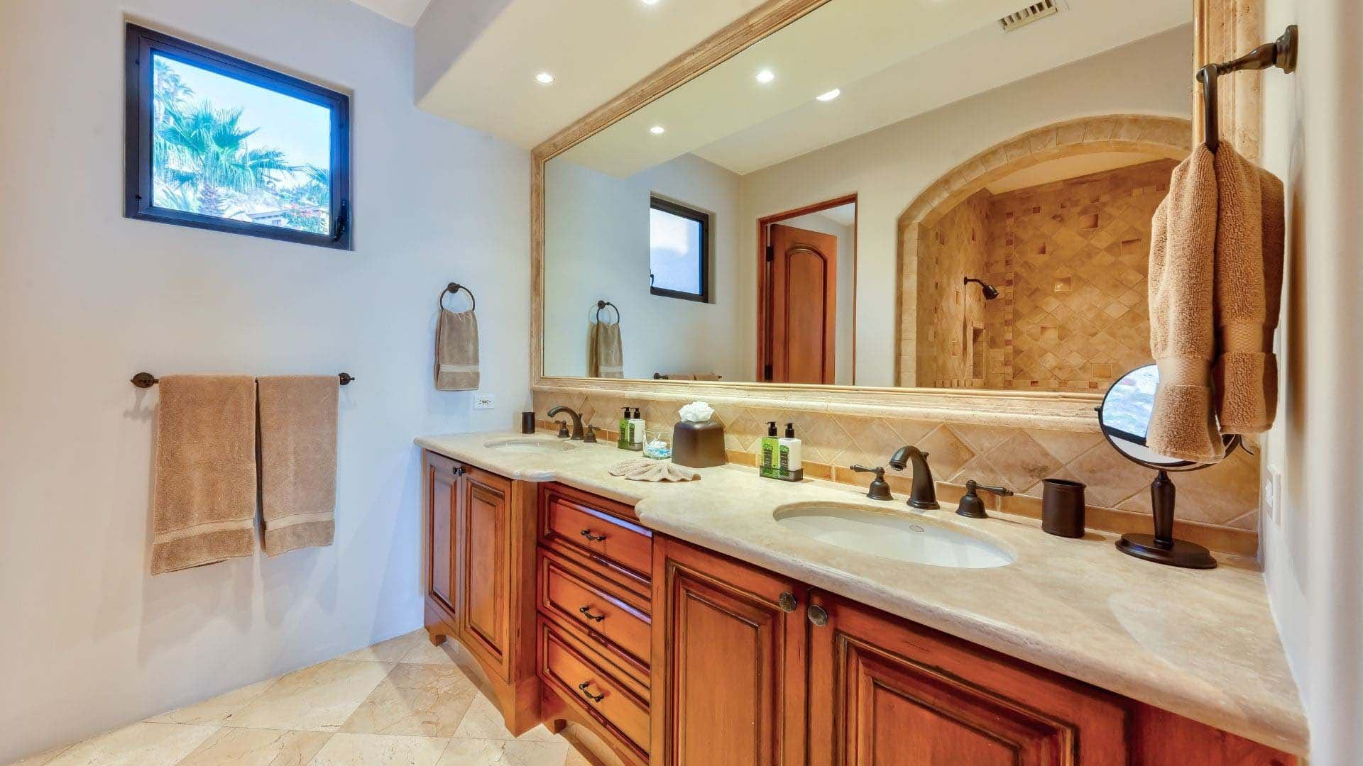 Villa Encantadora del Mar