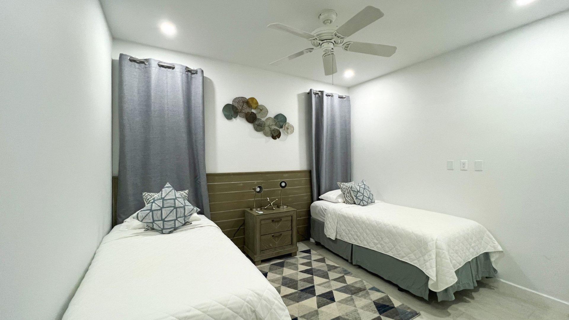 Westmoreland Hills 1, Villa Savannah