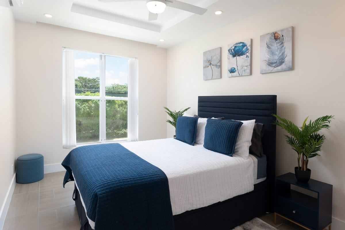 Coral Beach 105, Road View,