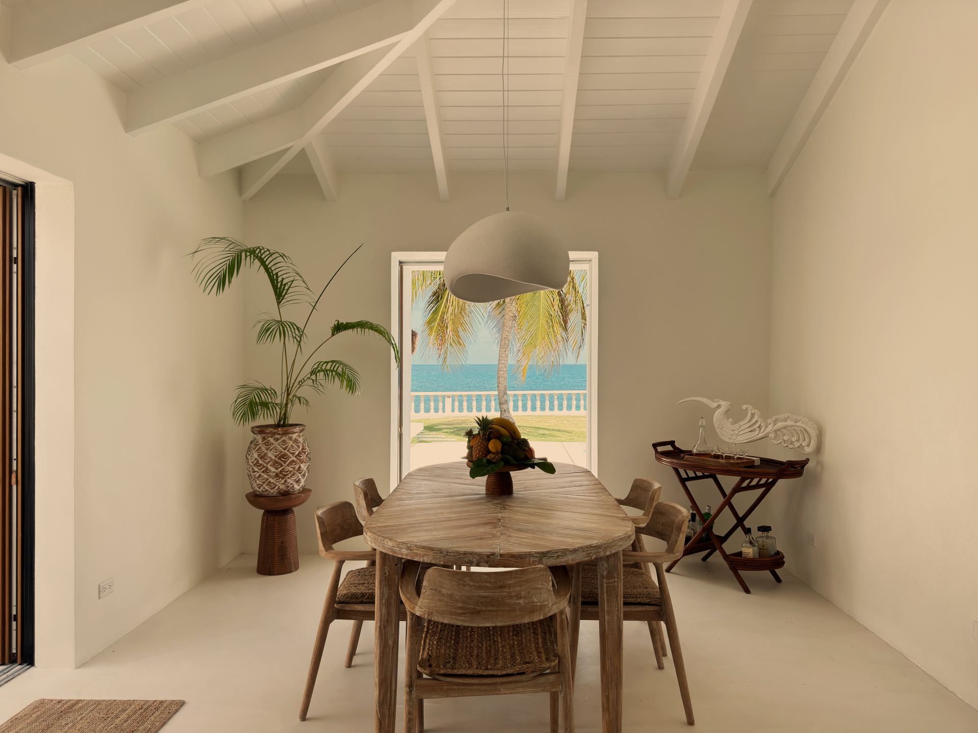 La Marea & Guest House