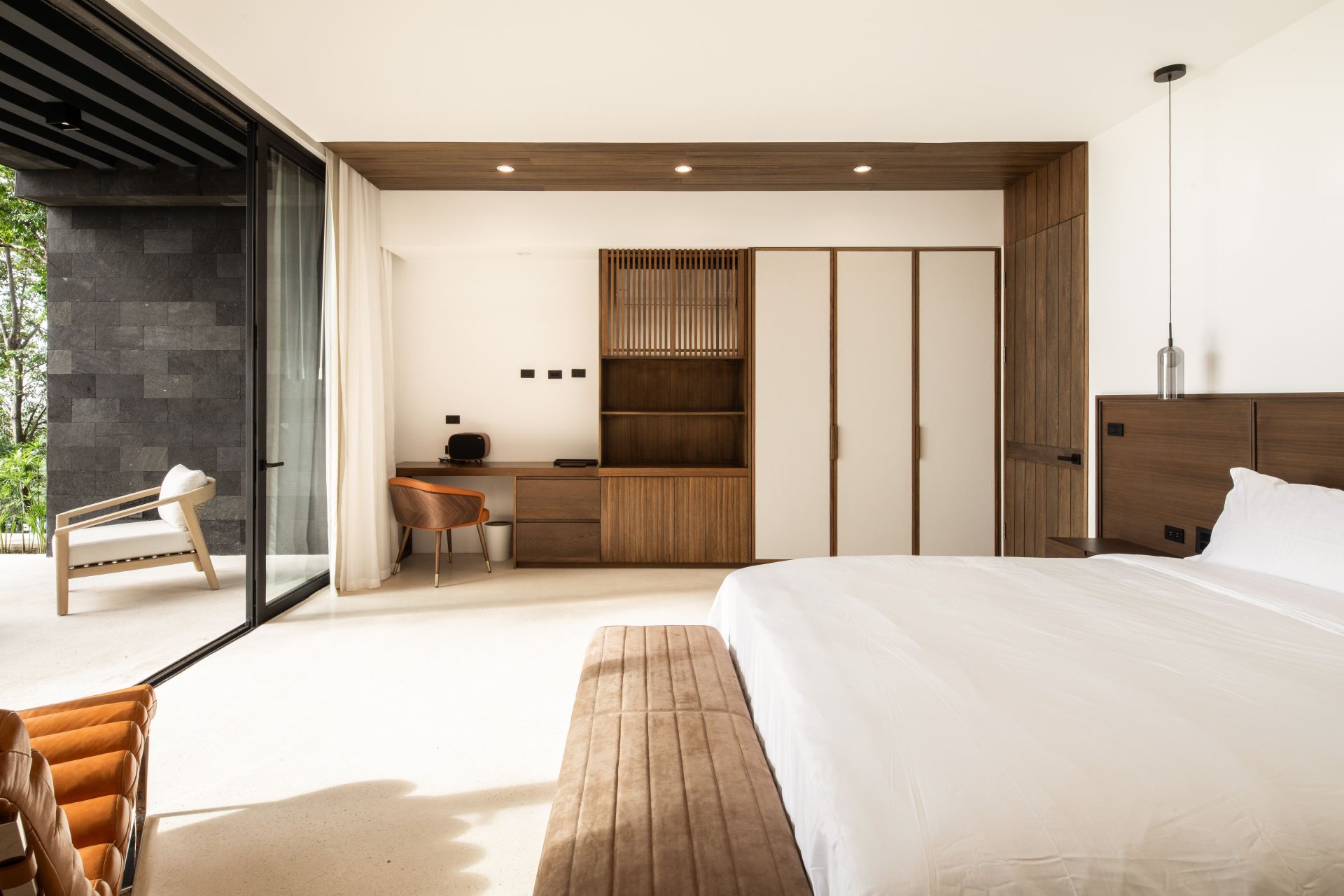 Magna Pacific Villas