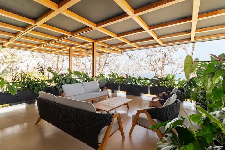 Magna Pacific Villas