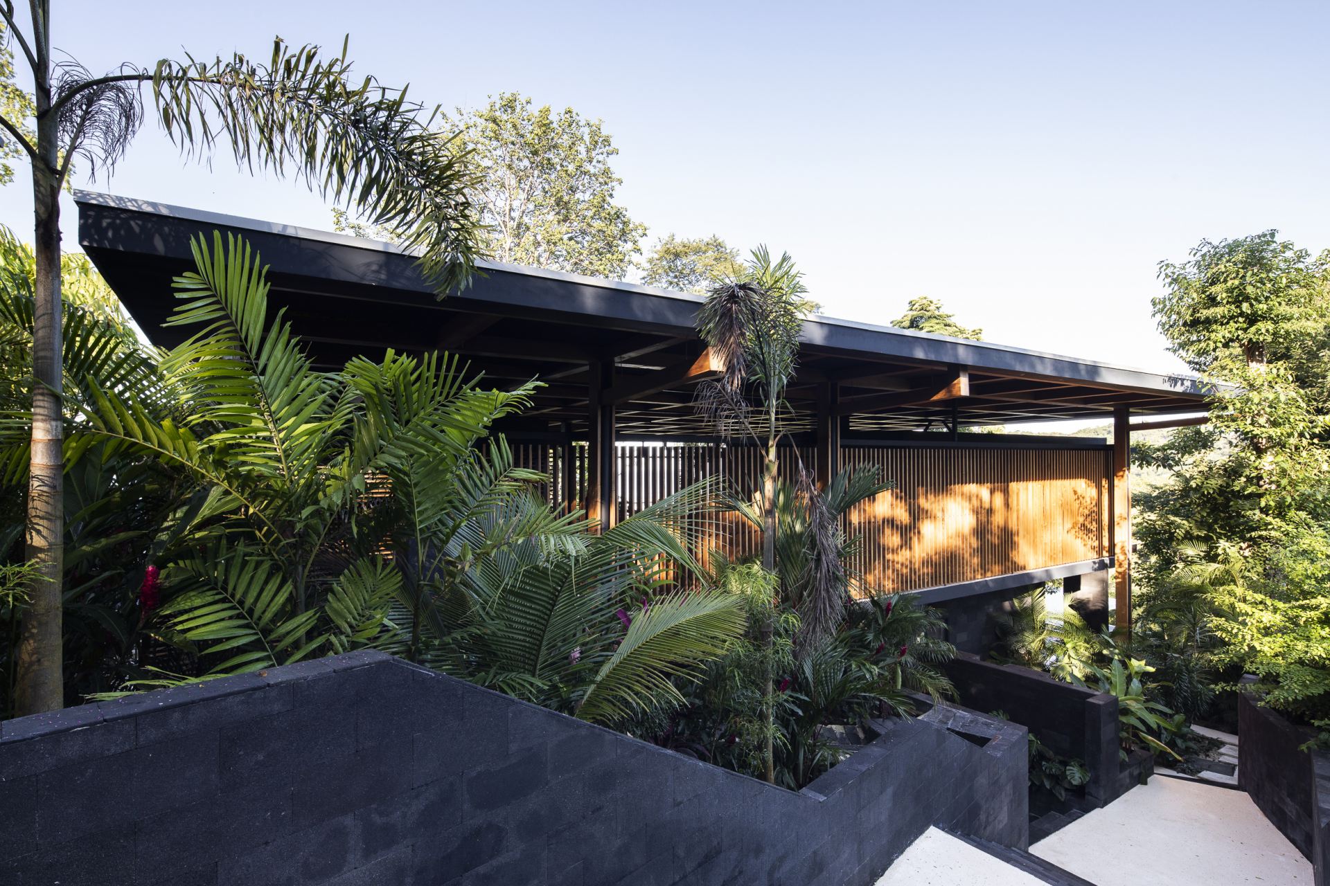 Magna Pacific Villas