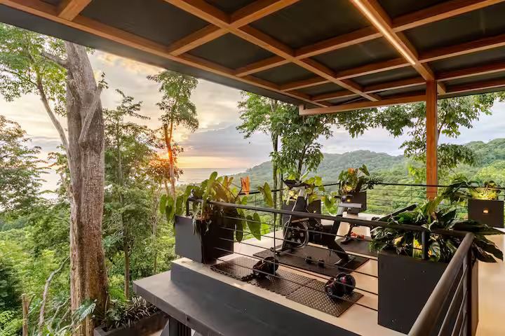 Magna Pacific Villas