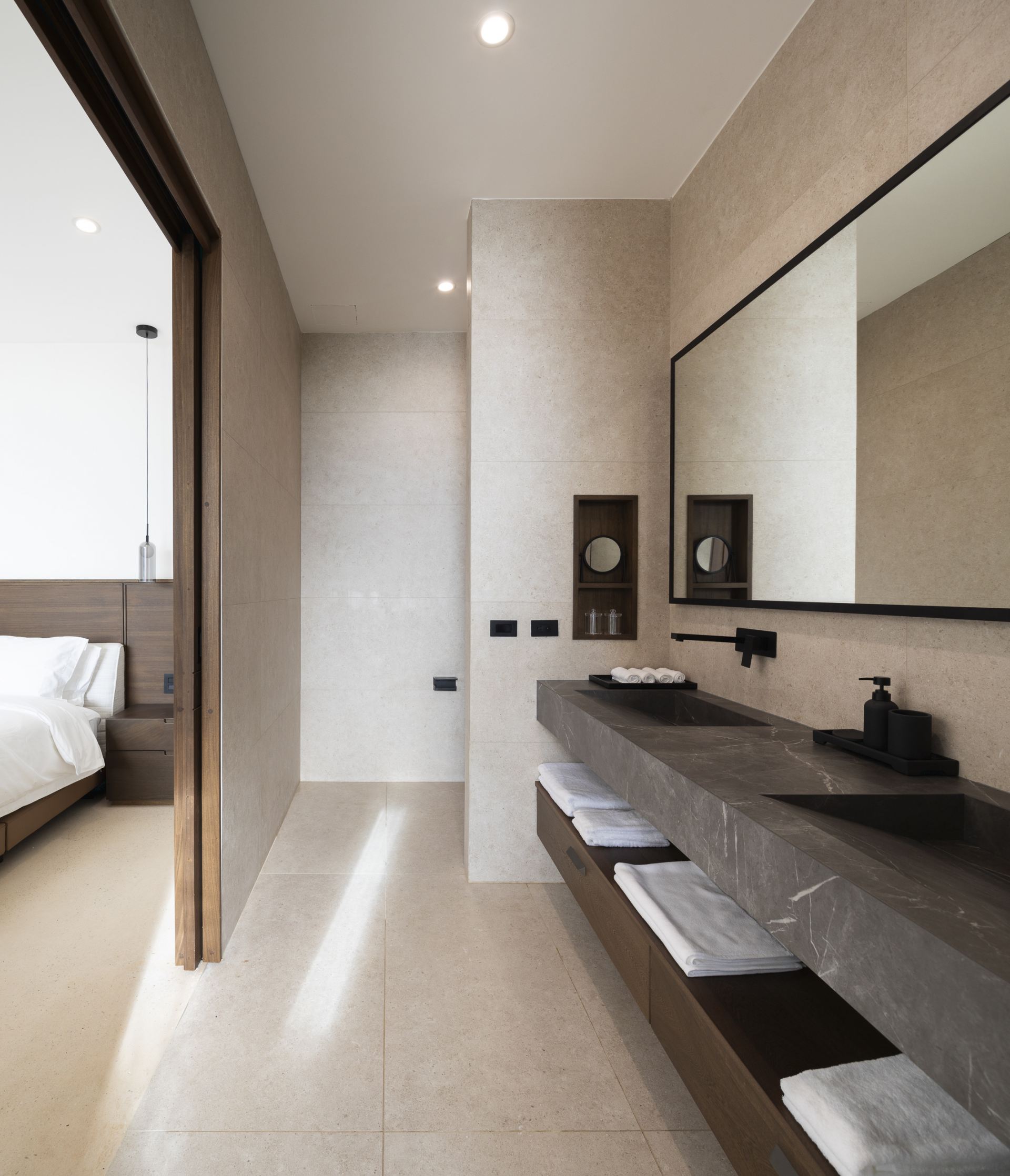 Magna Pacific Villas