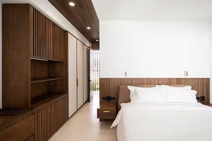 Magna Pacific Villas