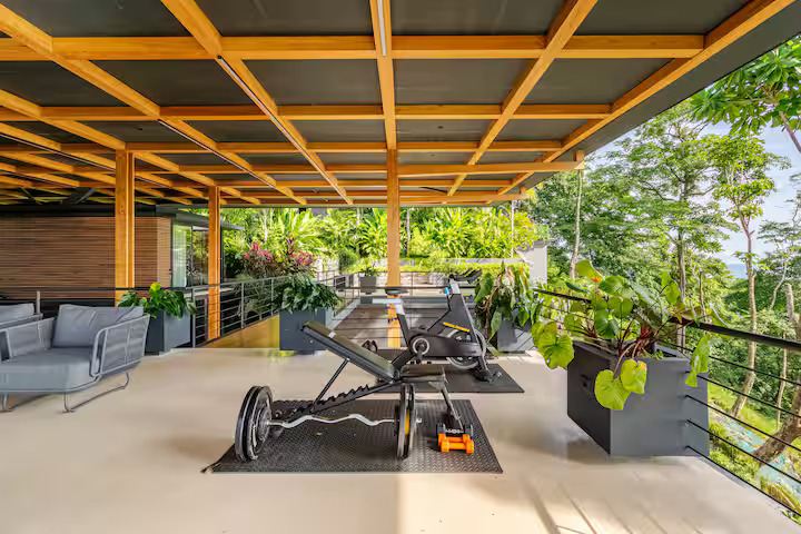 Magna Pacific Villas