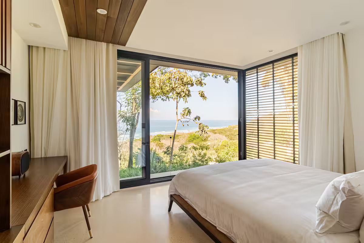 Magna Pacific Villas