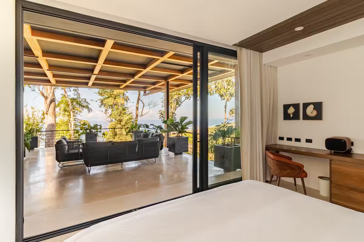 Magna Pacific Villas