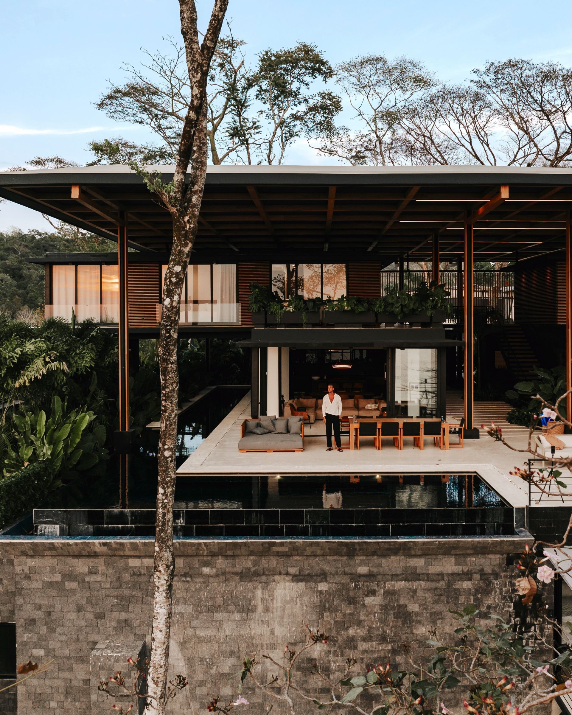 Magna Pacific Villas