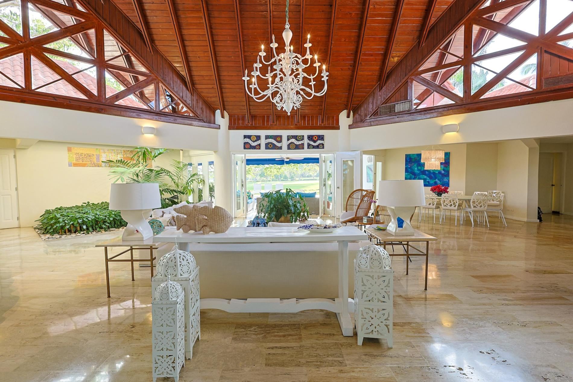 Villa Cielo Golfside Bliss Retreat