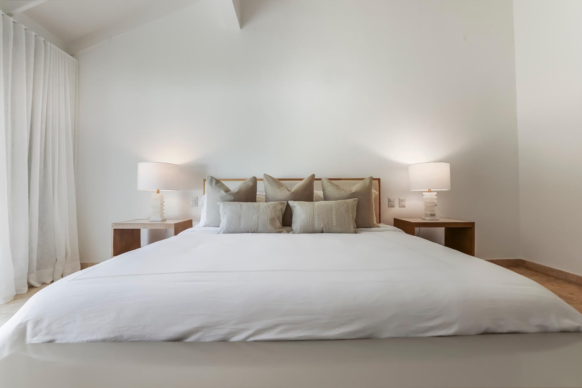 Villa Serenity Luxe Tropical Retreat