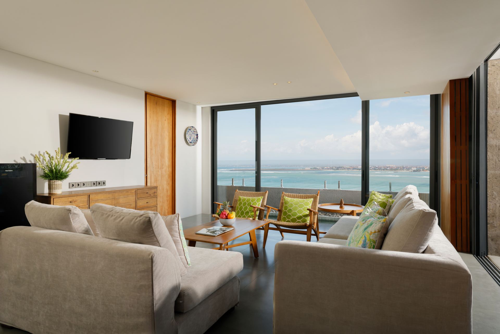 Villa Santos Cliff View