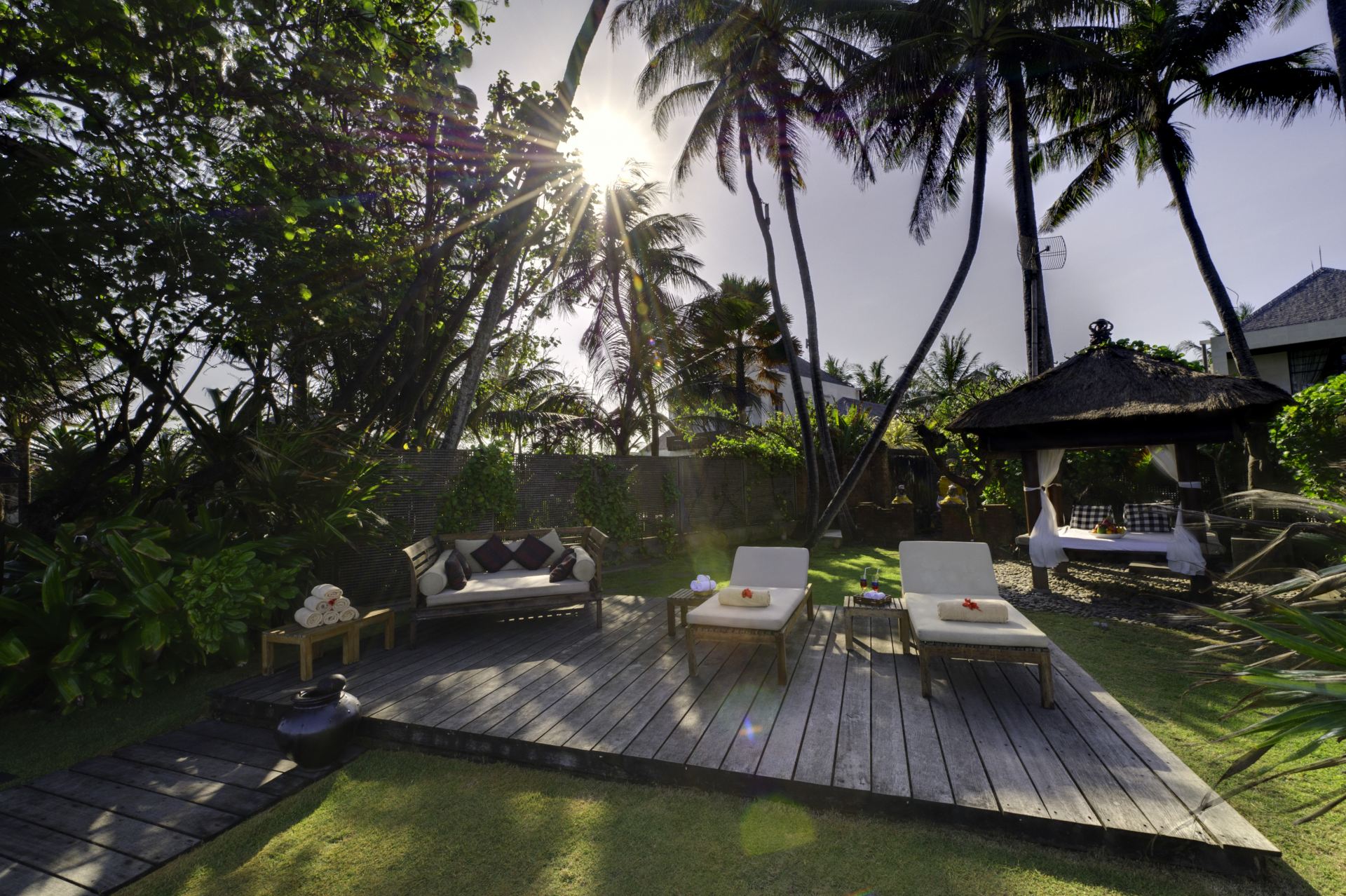 Majapahit - Villa Raj