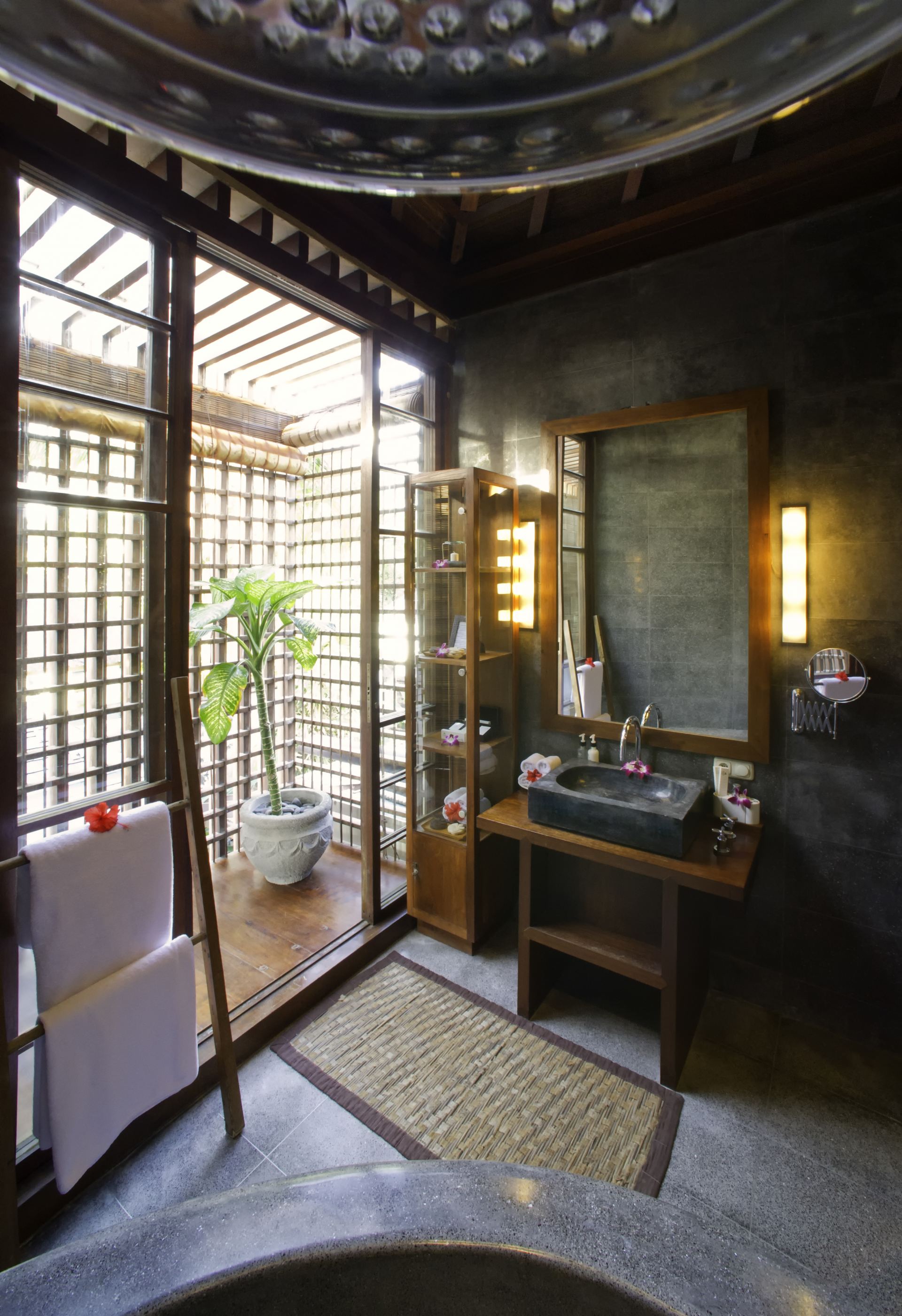 Majapahit - Villa Raj