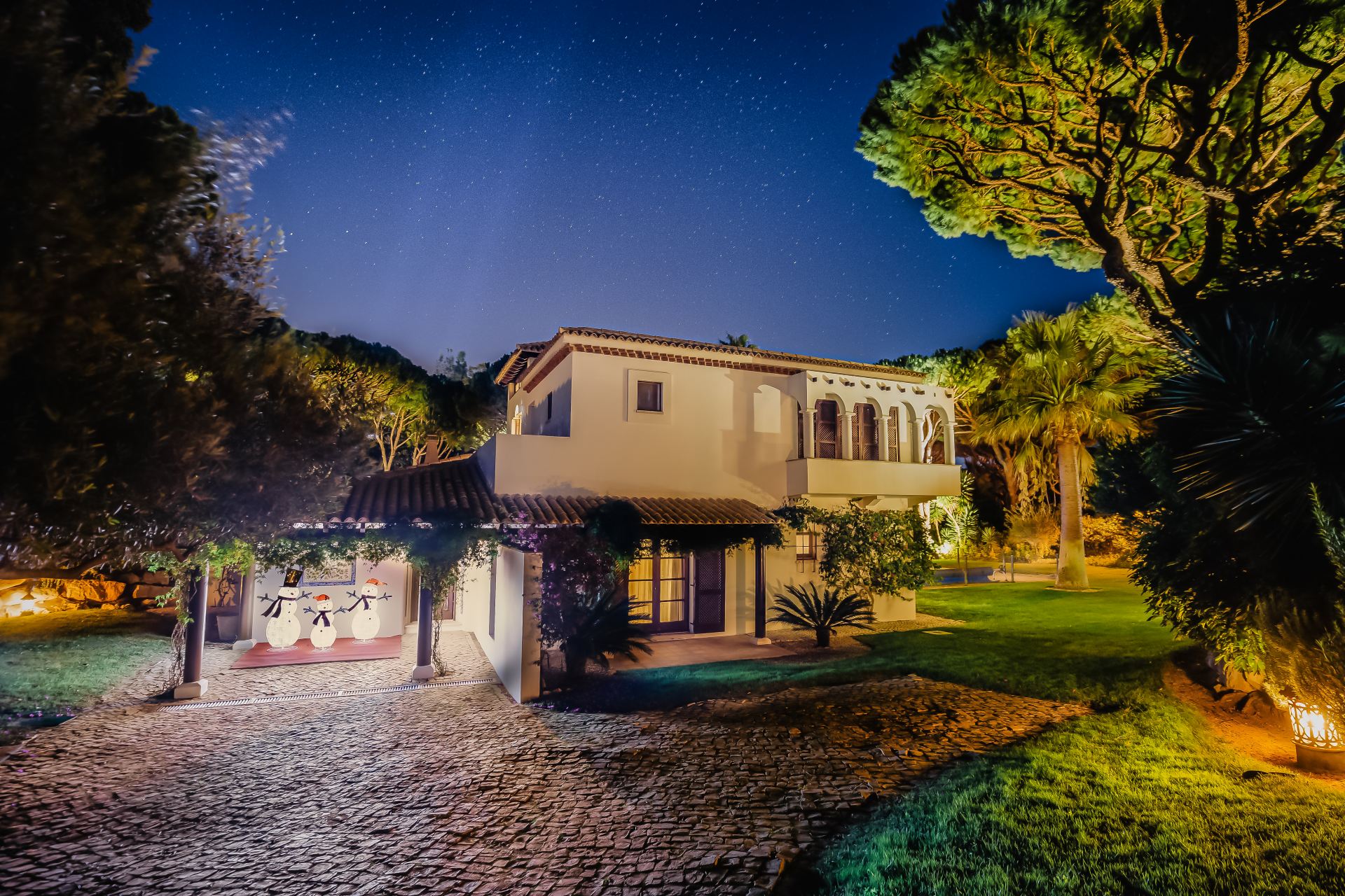 Villa Aurora