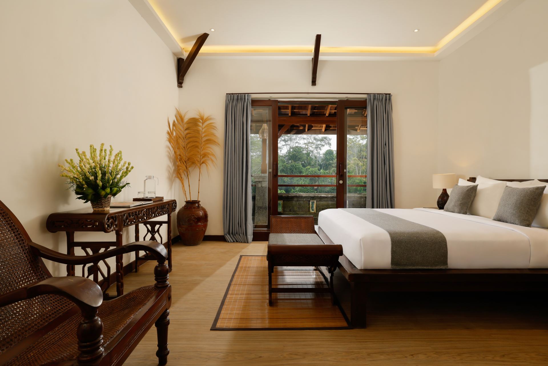 Leona Valley View 5 BDR Villa