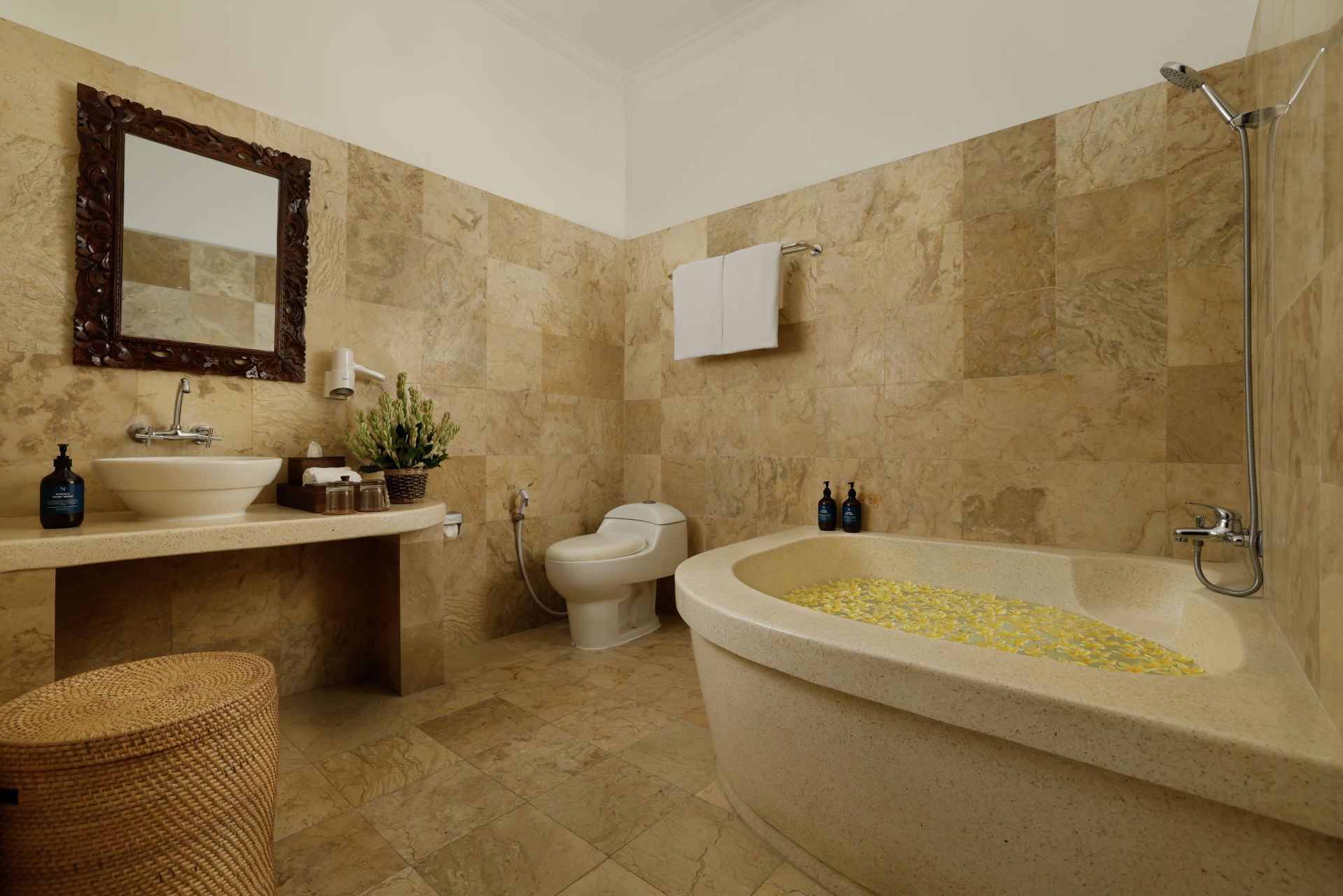 Leona Valley View 5 BDR Villa