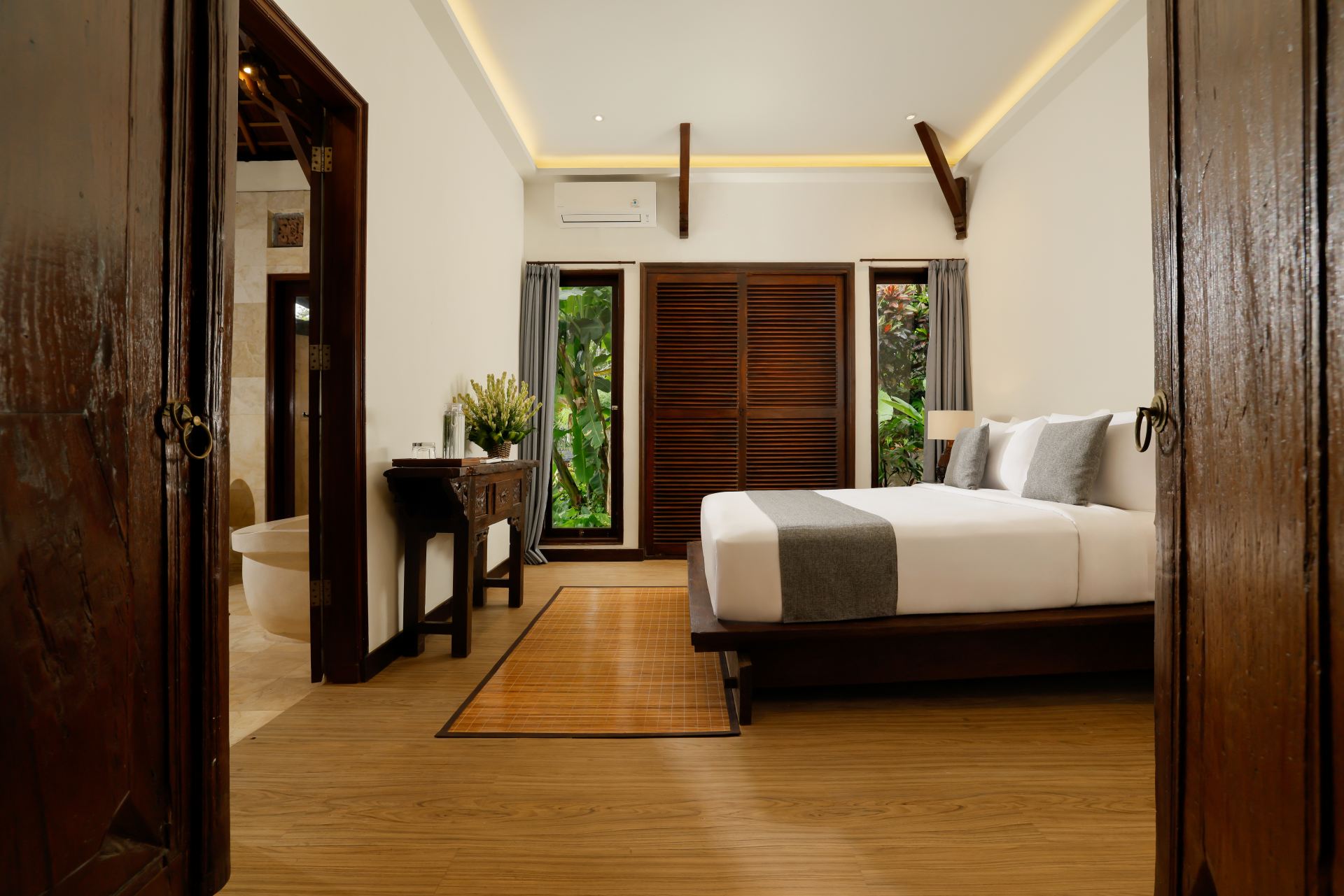 Leona Valley View 5 BDR Villa