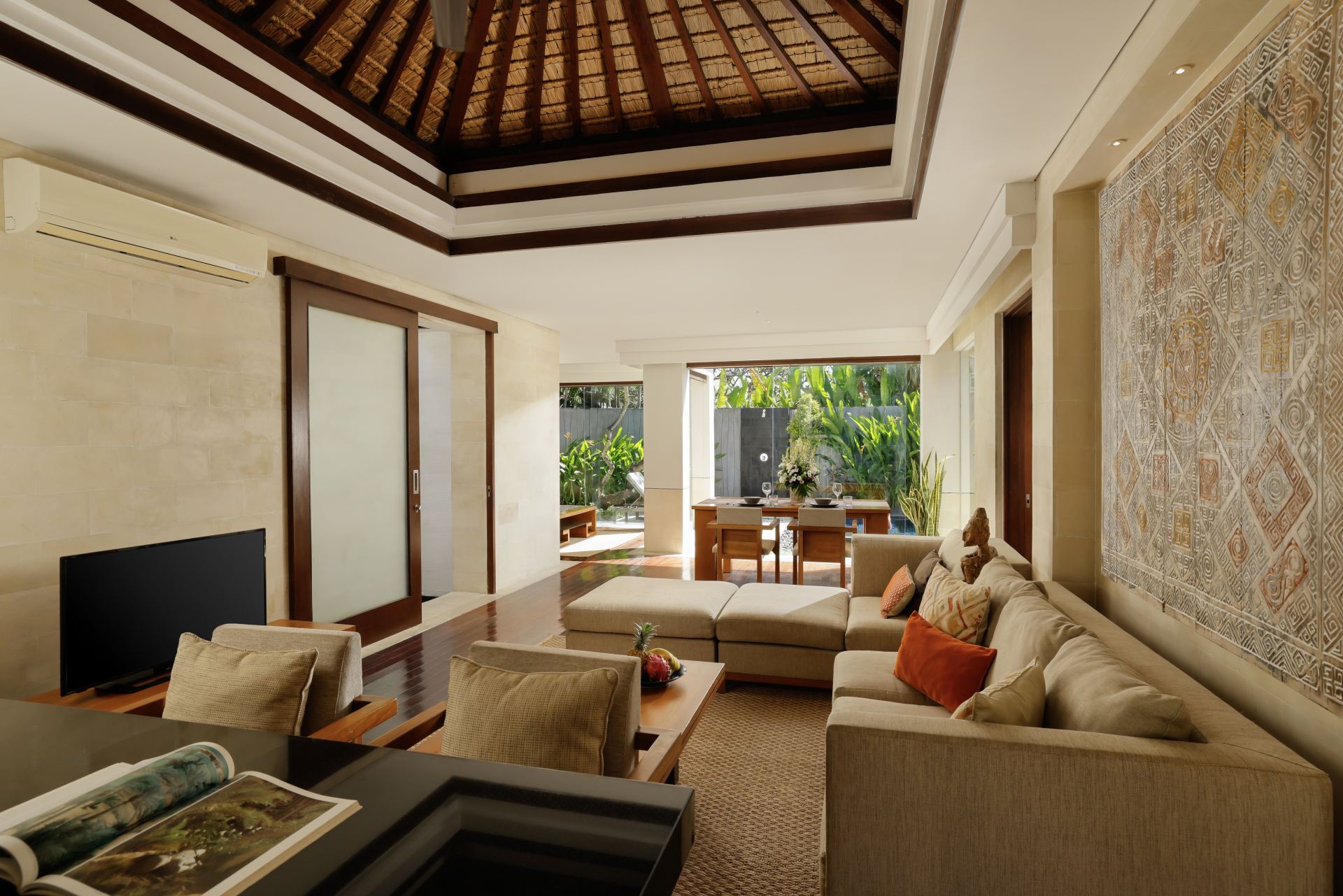 Jimbaran Bay Villas 3BR