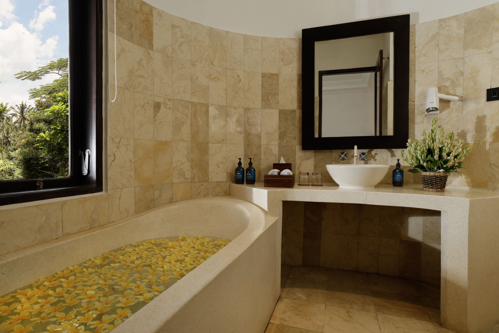 Leona Valley View 5 BDR Villa