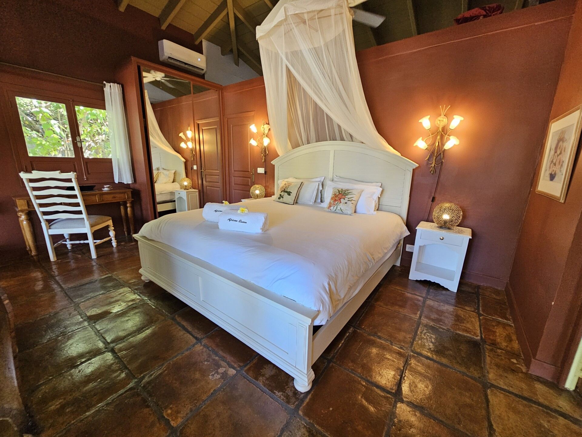 African Queen Villa