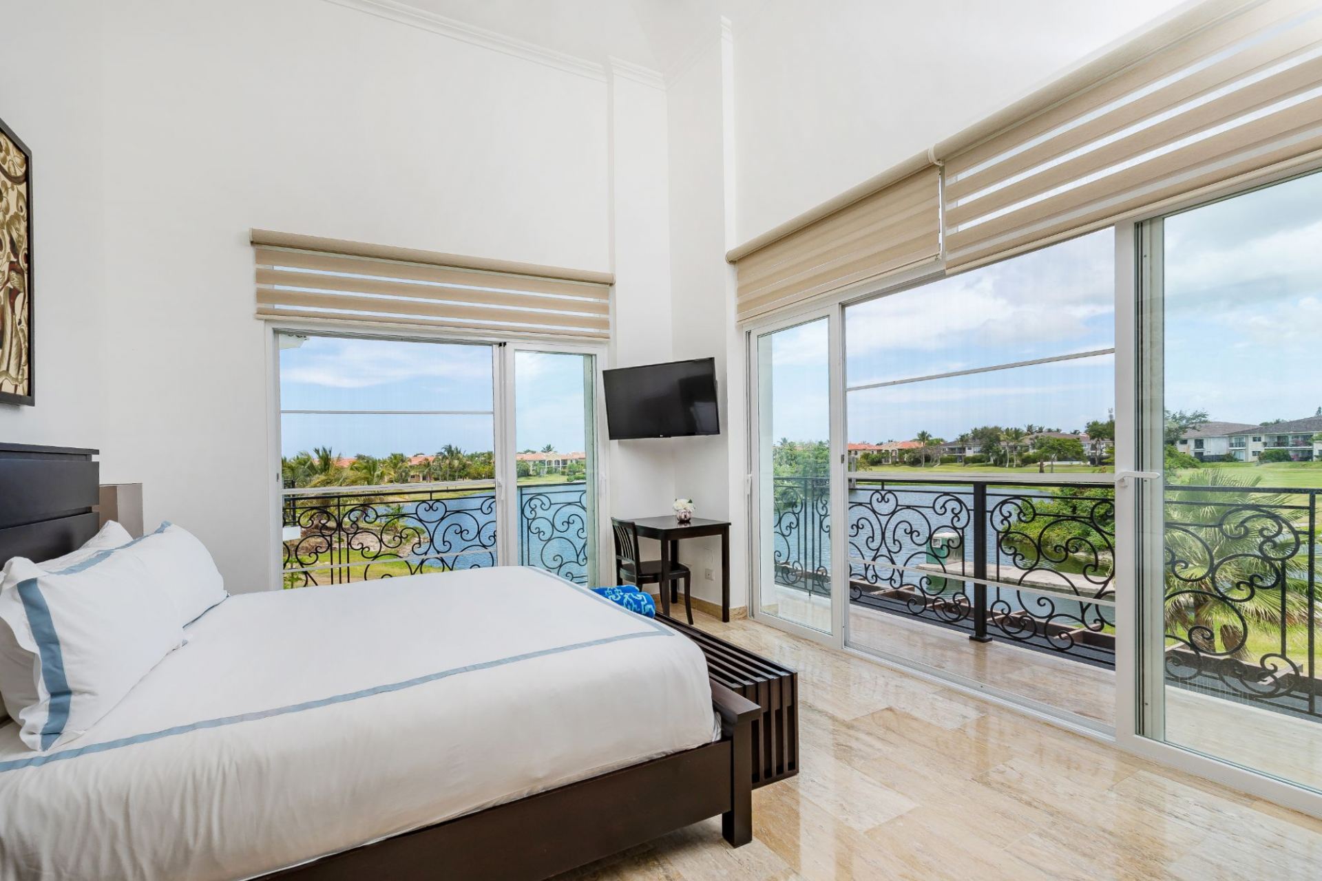 Villa Paraiso 8 BD