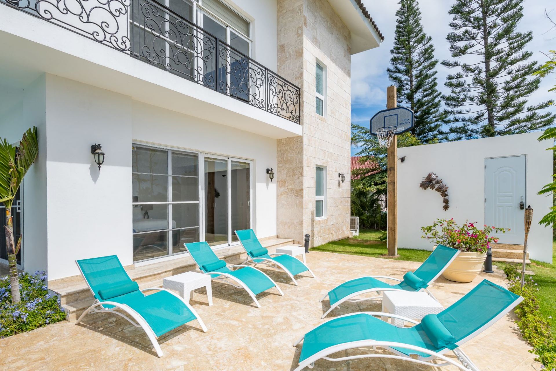 Villa Paraiso 8 BD