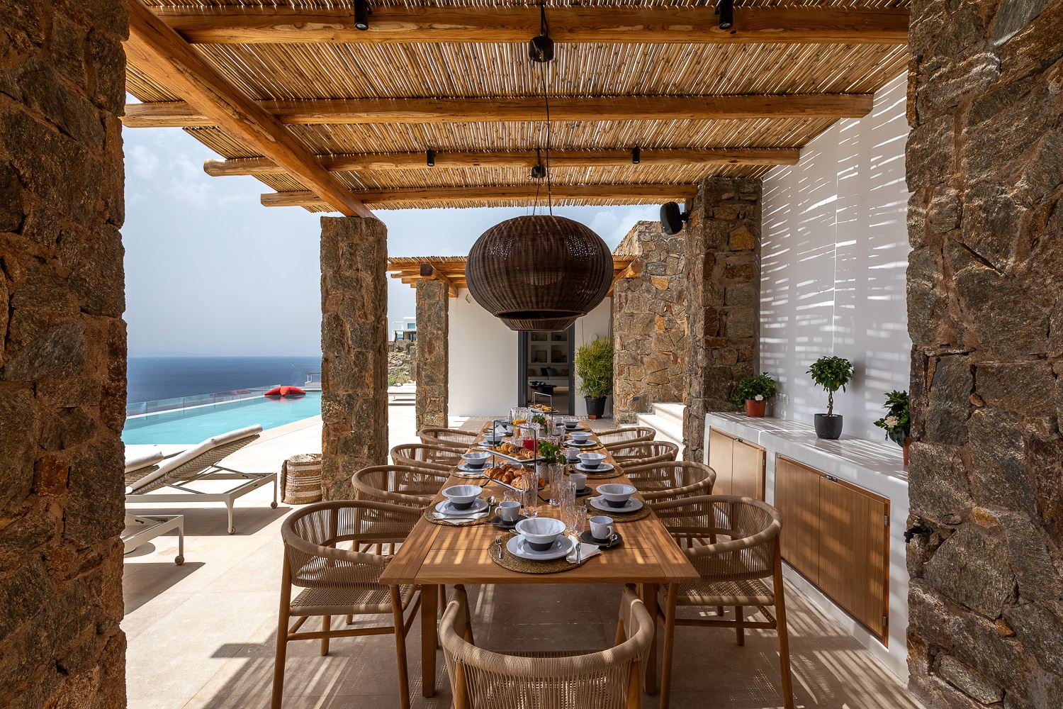 Horizon Analemma Villa