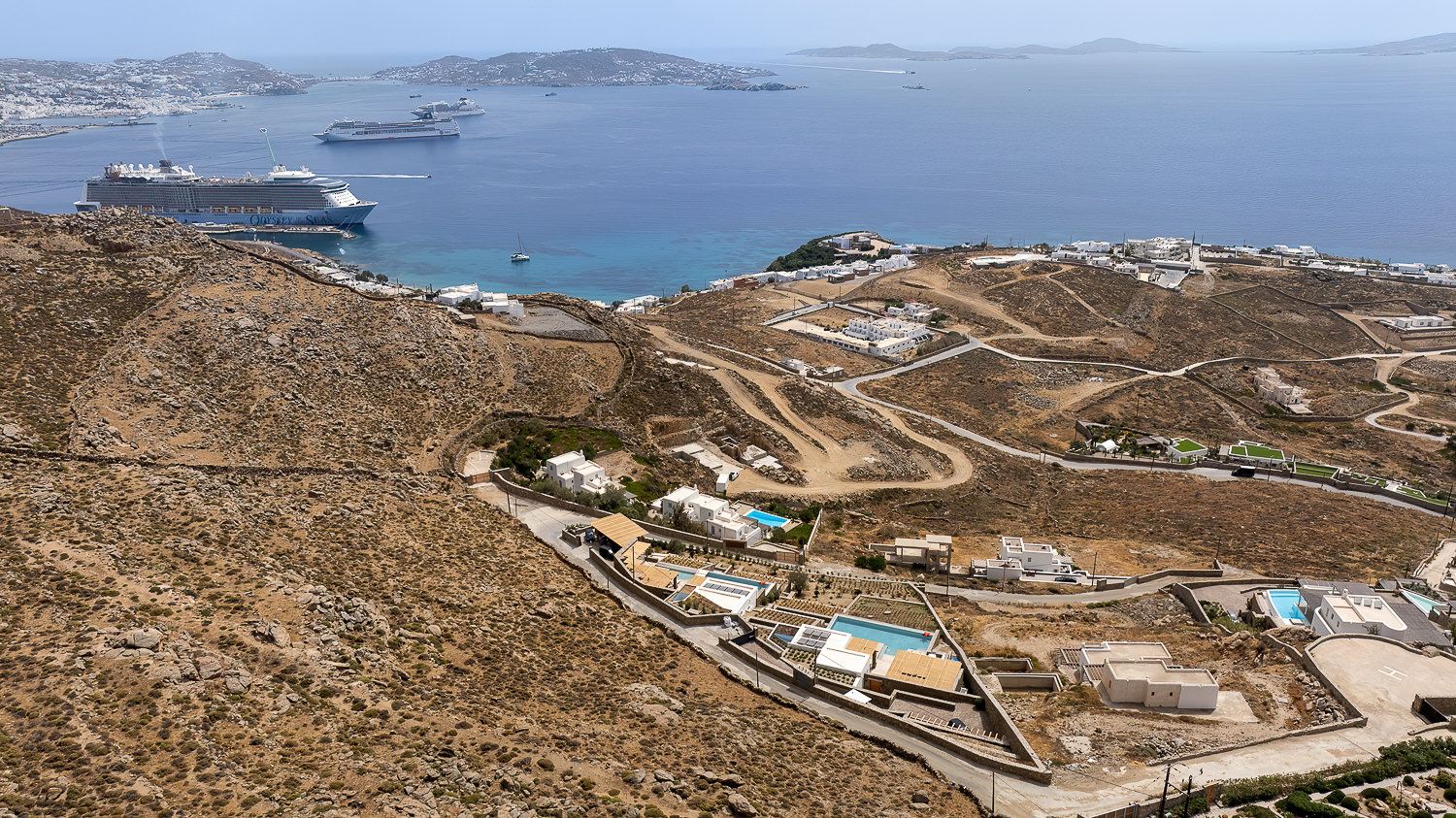 Horizon Analemma Villa