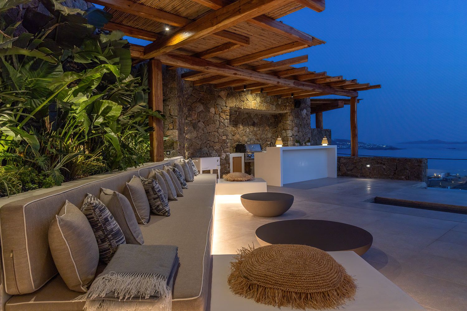 Horizon Analemma Villa