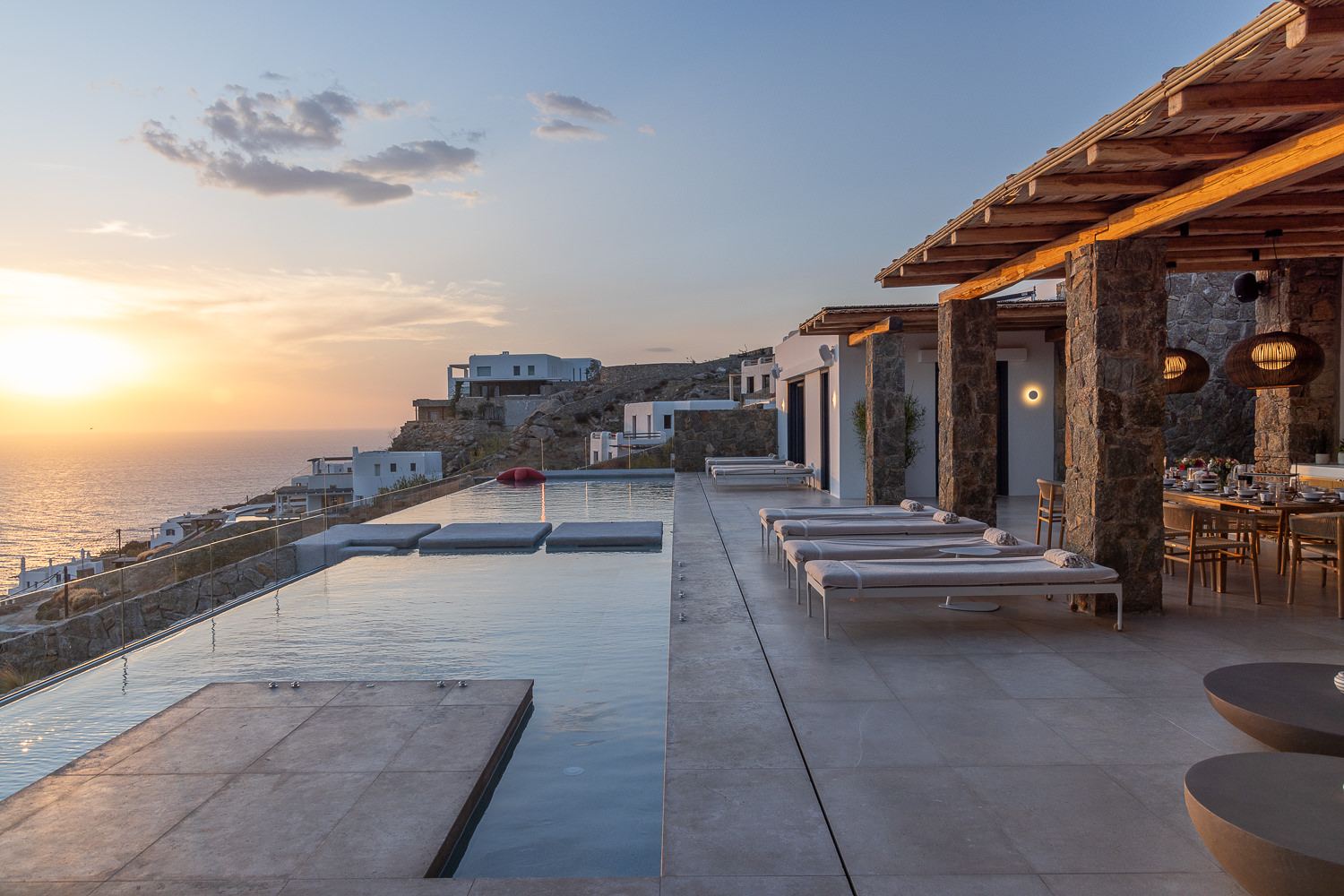 Horizon Analemma Villa