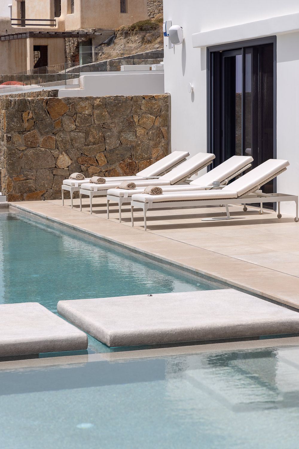 Horizon Analemma Villa