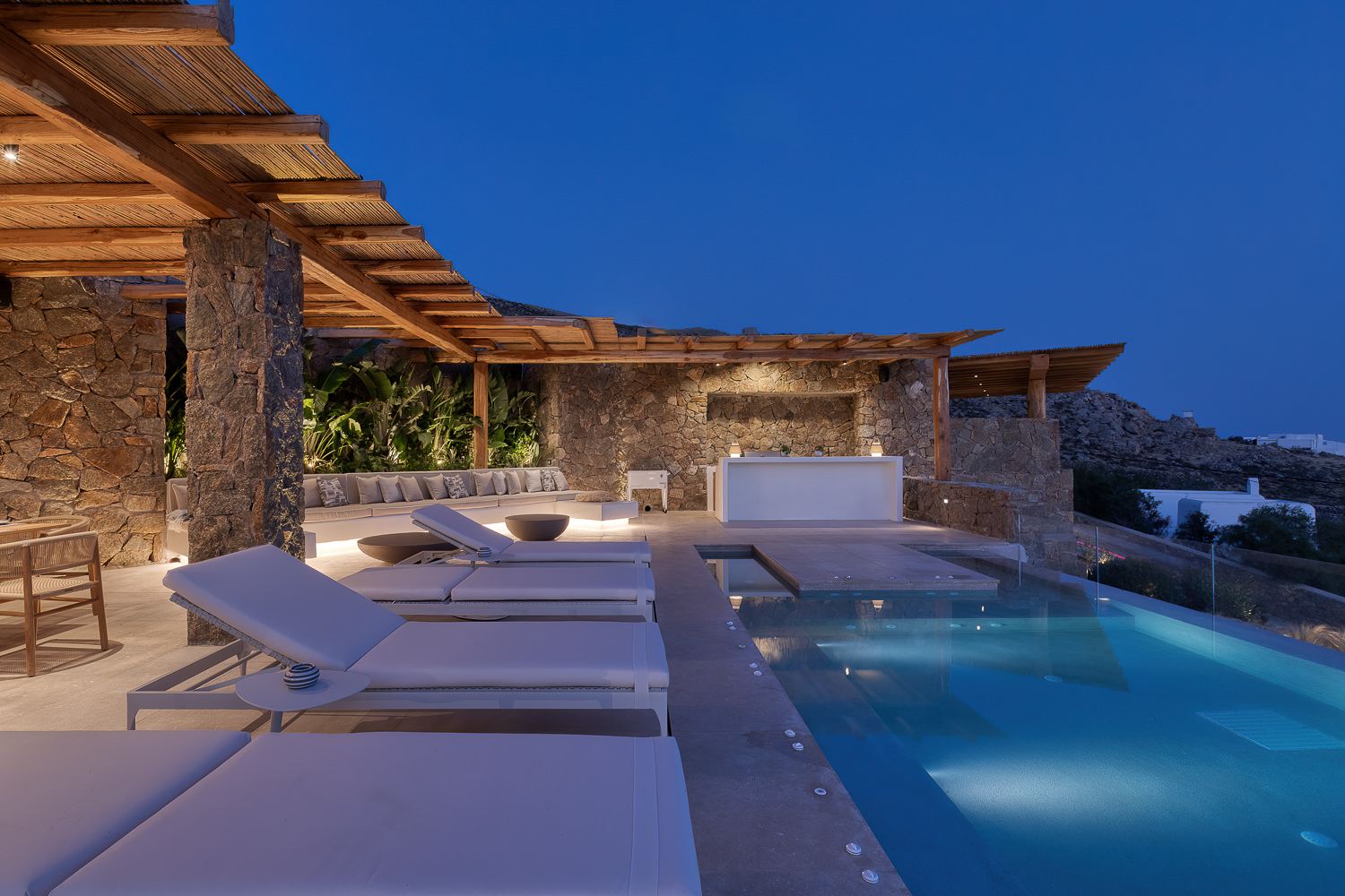 Horizon Analemma Villa