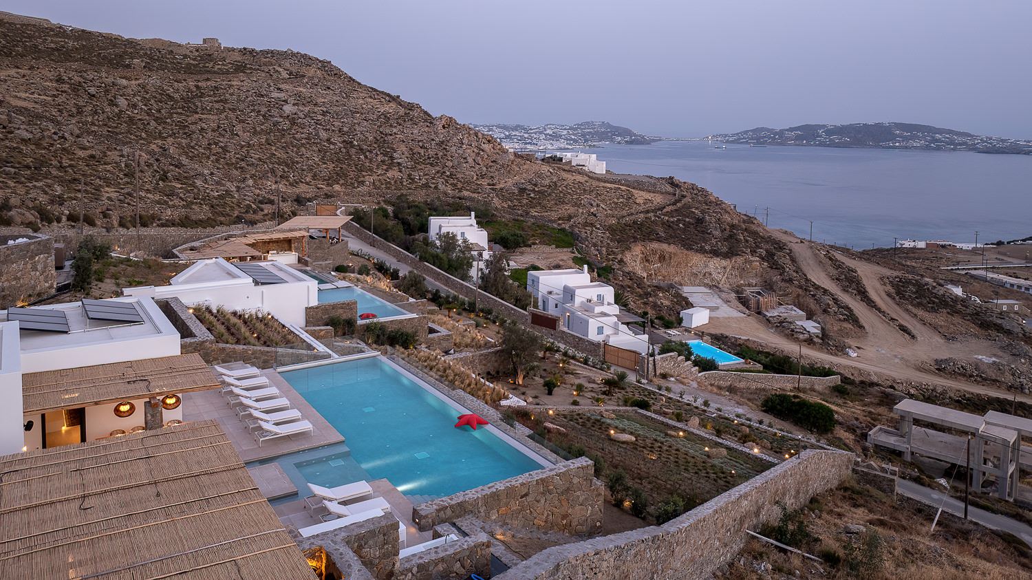 Horizon Breeze Villa