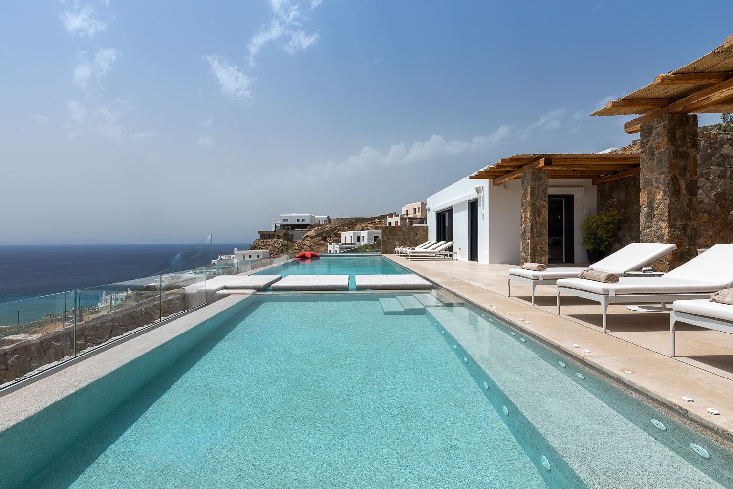 Horizon Analemma Villa