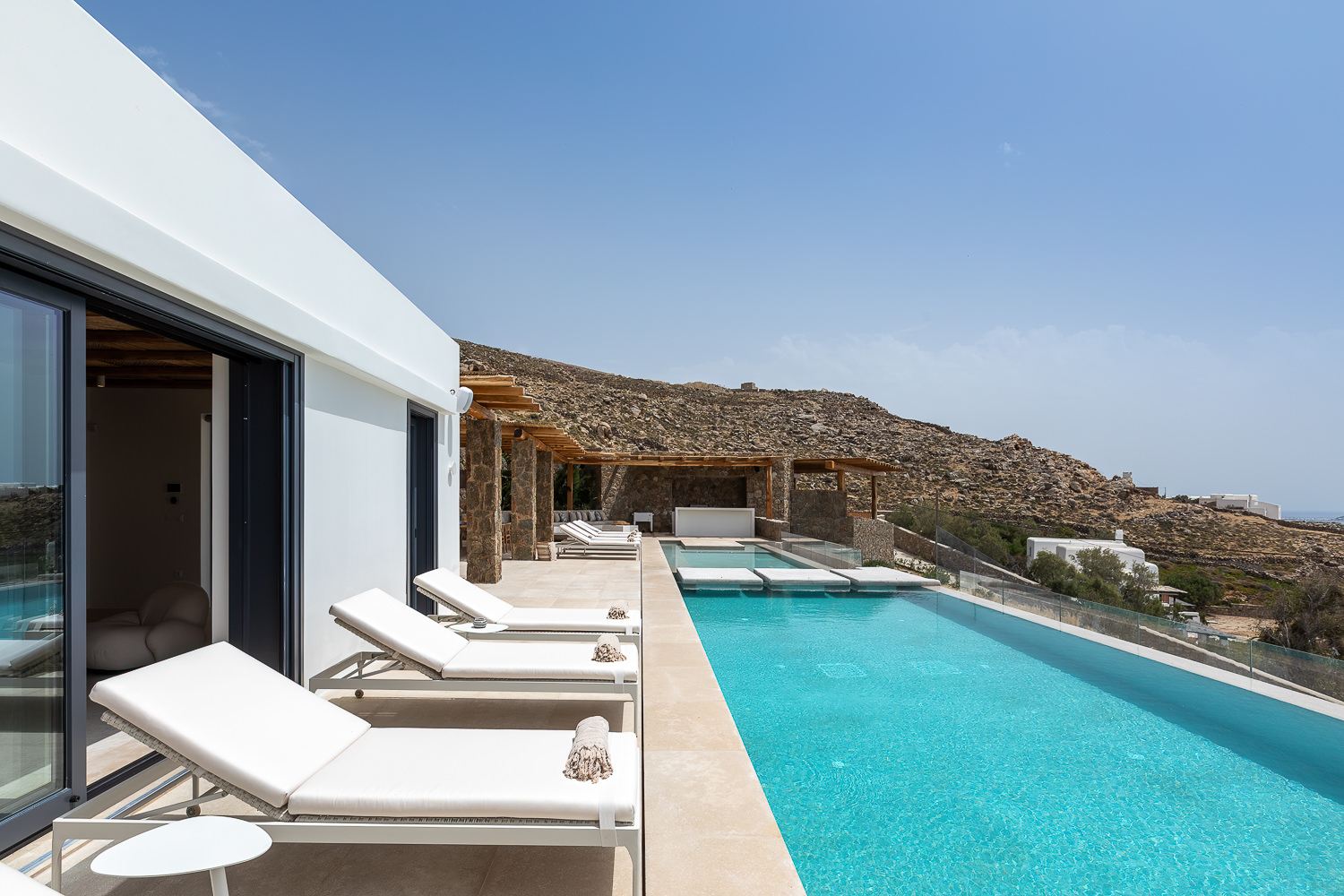 Horizon Analemma Villa