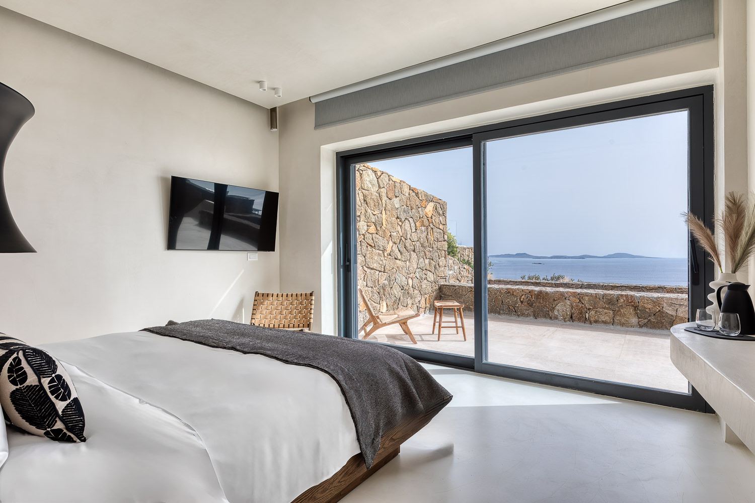 Horizon Breeze Villa