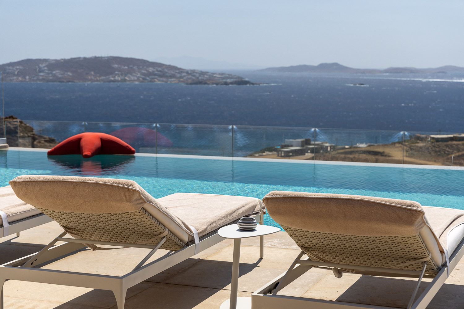 Horizon Analemma Villa