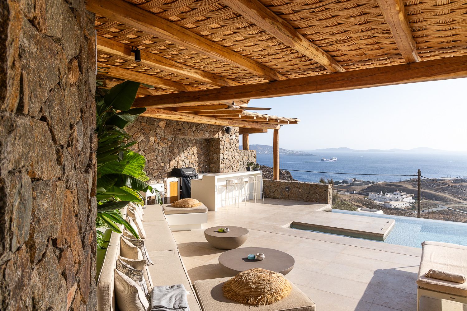 Horizon Analemma Villa