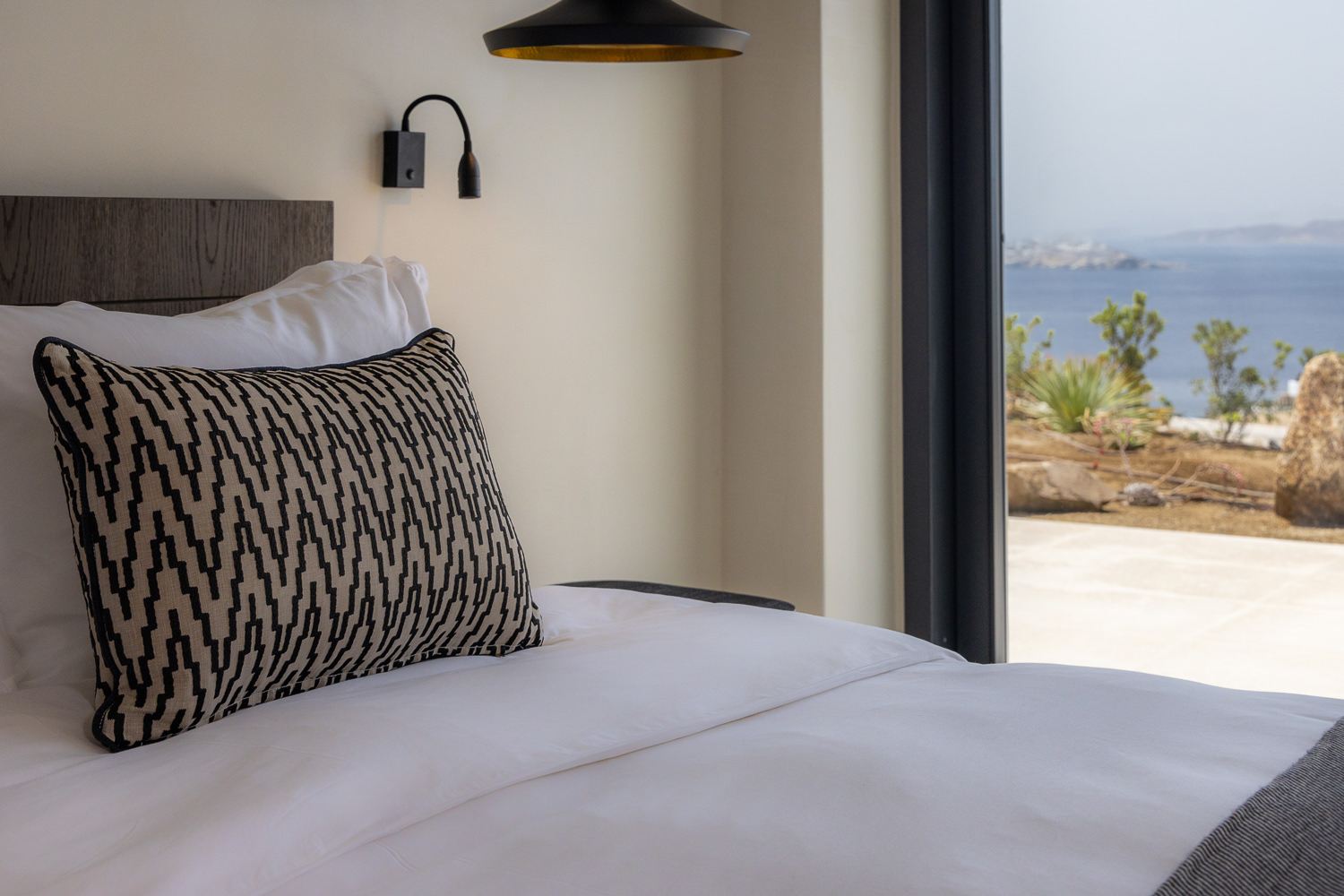 Horizon Analemma Villa