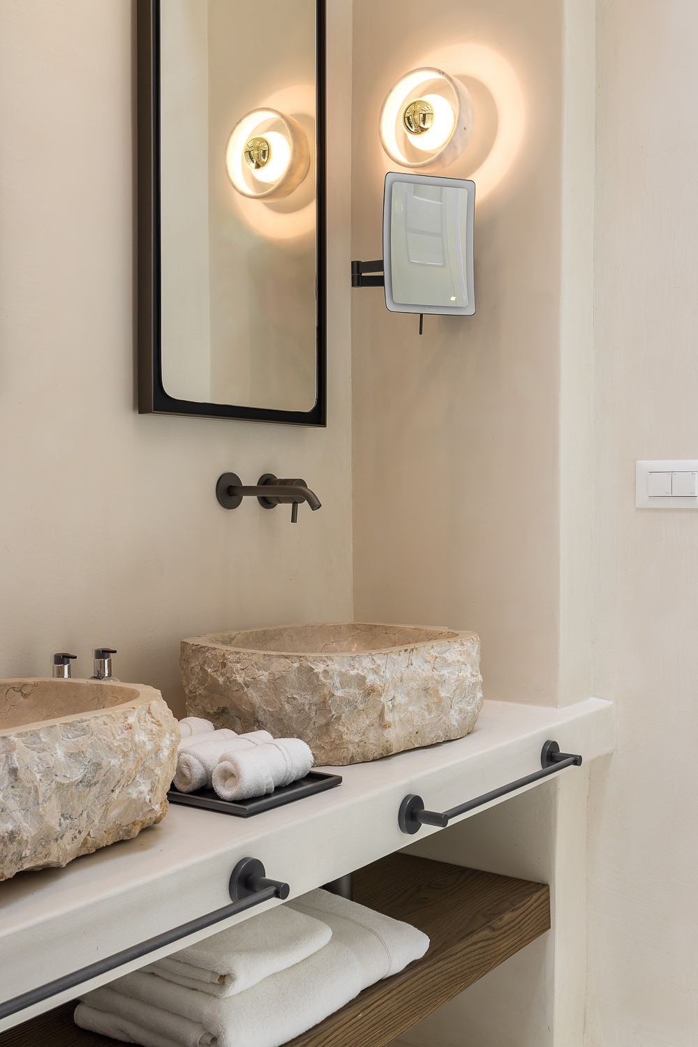 Horizon Breeze Villa