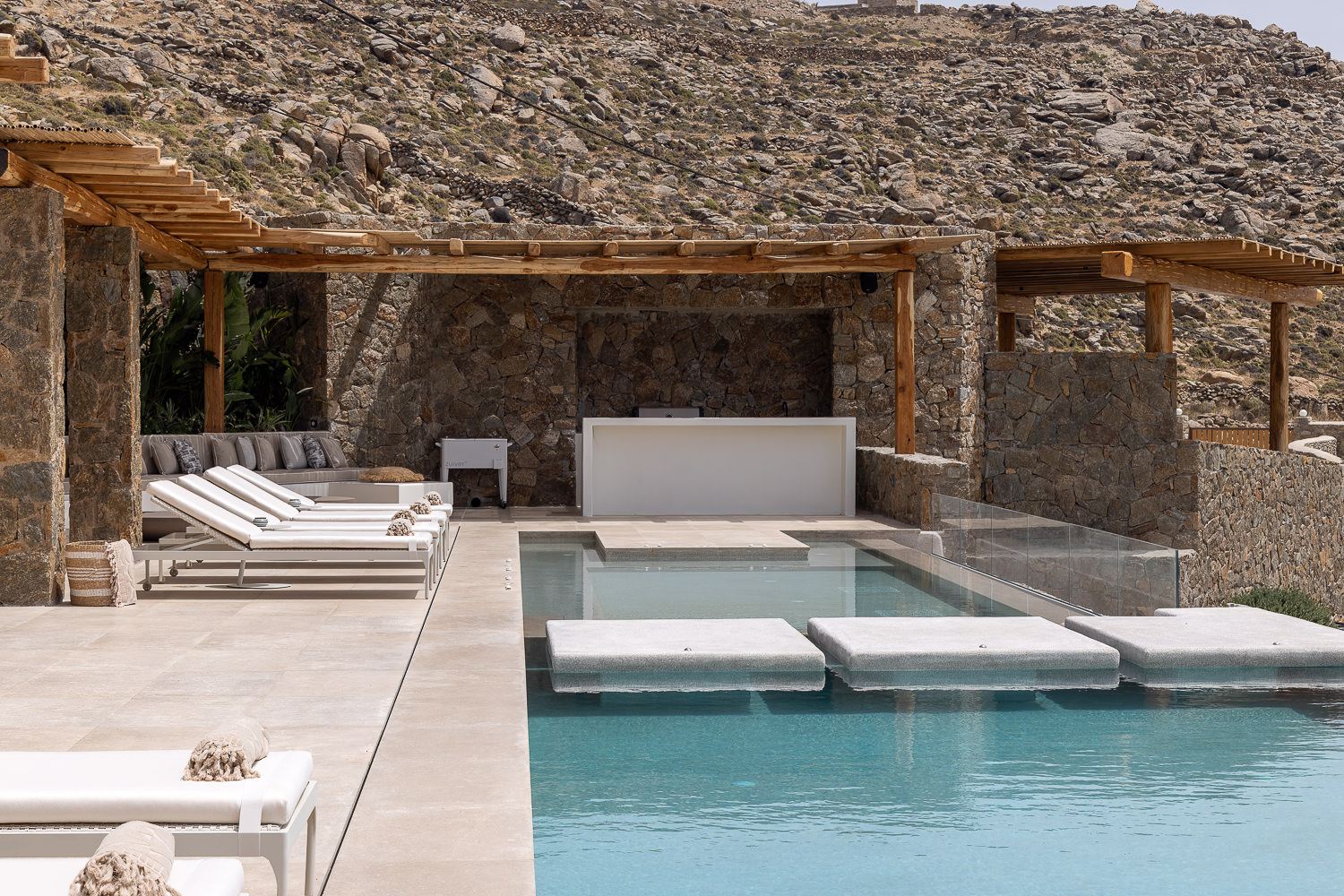 Horizon Analemma Villa