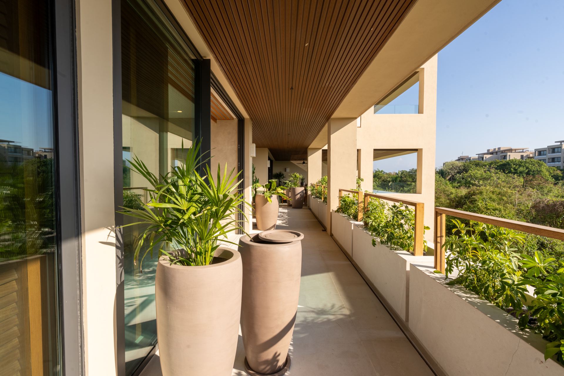 Villa Surf Residences 211