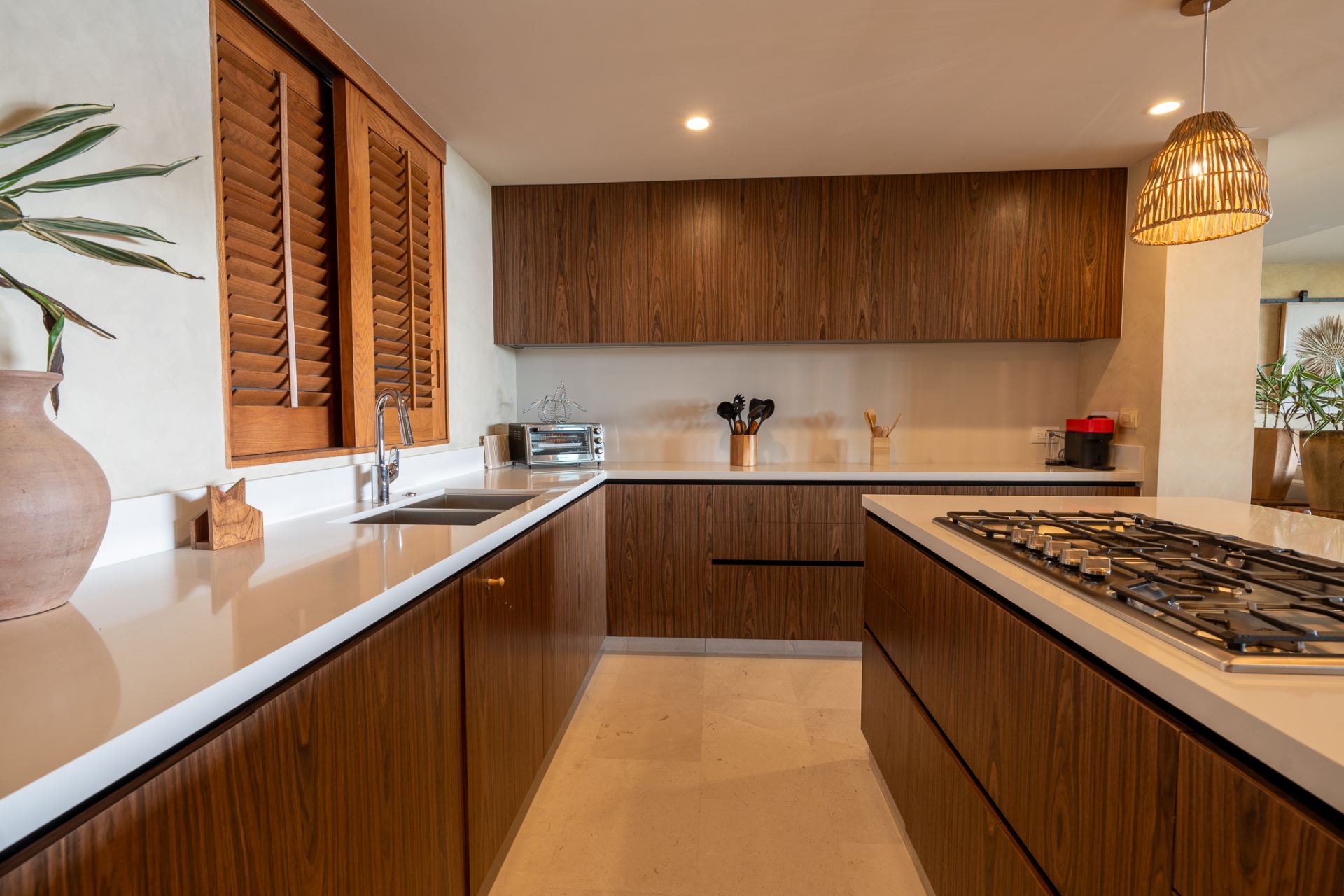 Villa Surf Residences 211