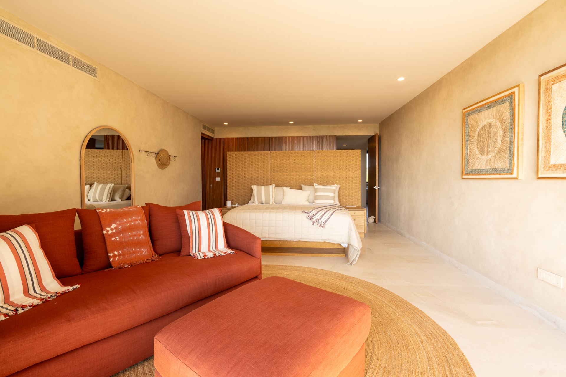 Villa Surf Residences 211