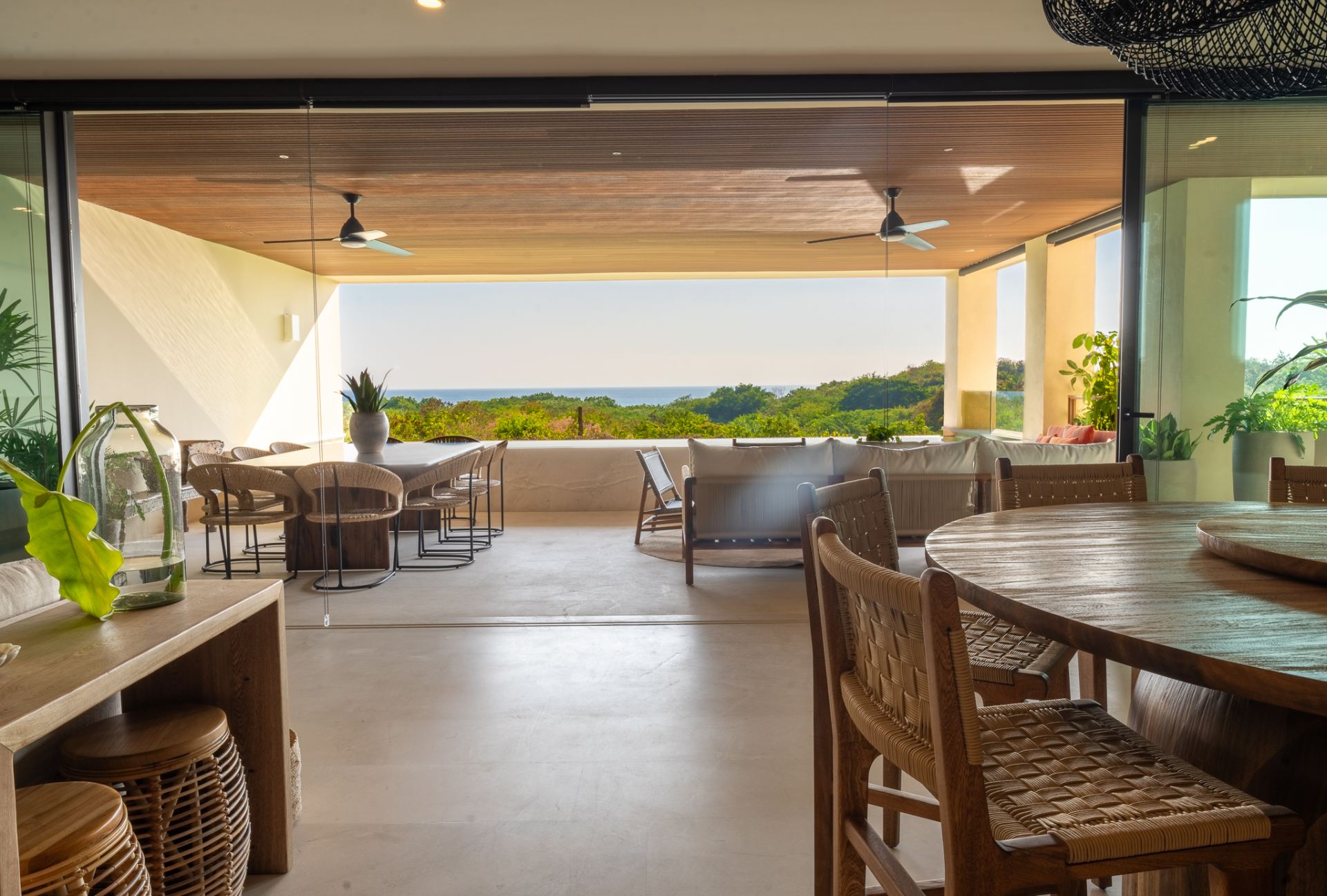 Villa Surf Residences 211